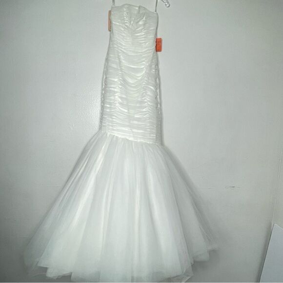 Mikaella Bridal Strapless Mermaid Ivory Wedding Dress Size 4 - Picture 1 of 12